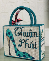 Túi Thêu Tên Theo Họa Tiết Thiết Kế Sẵn Size 4Xcm - belovedbeyond.com