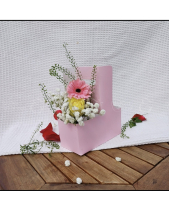 Giỏ Hoa Cầm Tay Yêu Thương - belovedbeyond.com