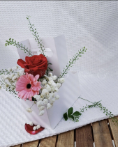 Giỏ Hoa Cầm Tay Yêu Thương - belovedbeyond.com