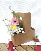 Giỏ Hoa Cầm Tay Yêu Thương - belovedbeyond.com