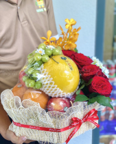 Hộp Trái Cây Hoa Tươi Nhập Khẩu - belovedbeyond.com