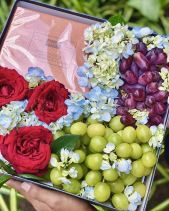 Hộp Trái Cây Sôcôla Hoa Tươi Nhập Khẩu - belovedbeyond.com