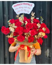 Hộp Hoa Hồng Đỏ - belovedbeyond.com