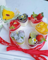 Set Bánh Và Hoa - belovedbeyond.com