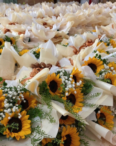 Hoa Chúc Mừng Tốt Nghiệp - Khởi Đầu 03 - belovedbeyond.com