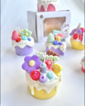 Nến Thơm Tạo Hình Birthday Cake Size M - belovedbeyond.com