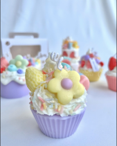 Nến Thơm Tạo Hình Cupcake - belovedbeyond.com