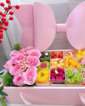 Hộp Hoa Bánh Chesse Cake Yêu Thương - belovedbeyond.com