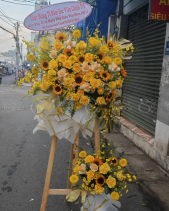 Kệ Hoa Chúc Mừng 112403 - belovedbeyond.com