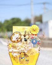 Giỏ Quà Tết Đẹp 2025 - belovedbeyond.com