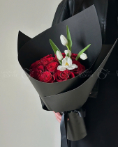 Red Roses Tulip - belovedbeyond.com