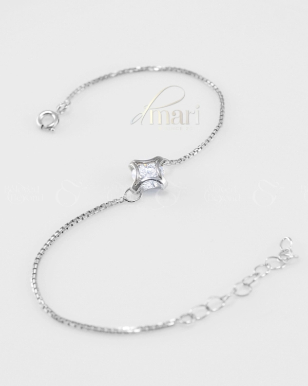 Lắc Tay Coin Vàng Trắng 10K - belovedbeyond.com