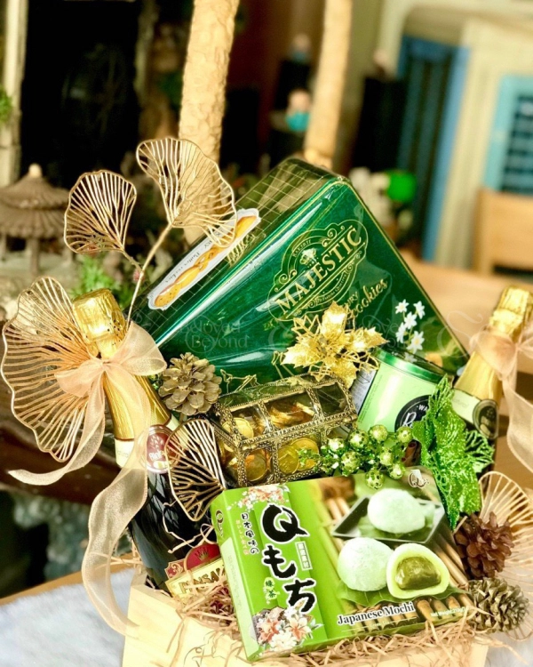 Set 10/13/15 Giỏ Quà Tết Tone Xanh Lá - belovedbeyond.com