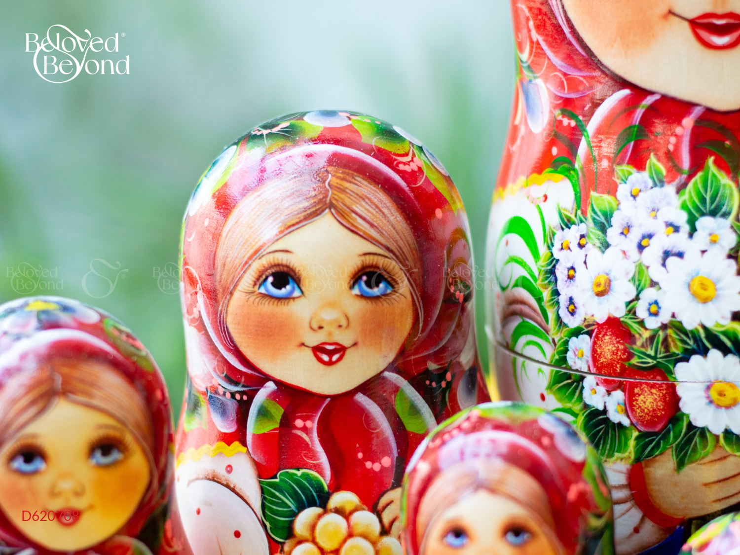 Búp Bê Nga 10 Lớp 26Cm “Misa Ôm Hoa” - belovedbeyond.com