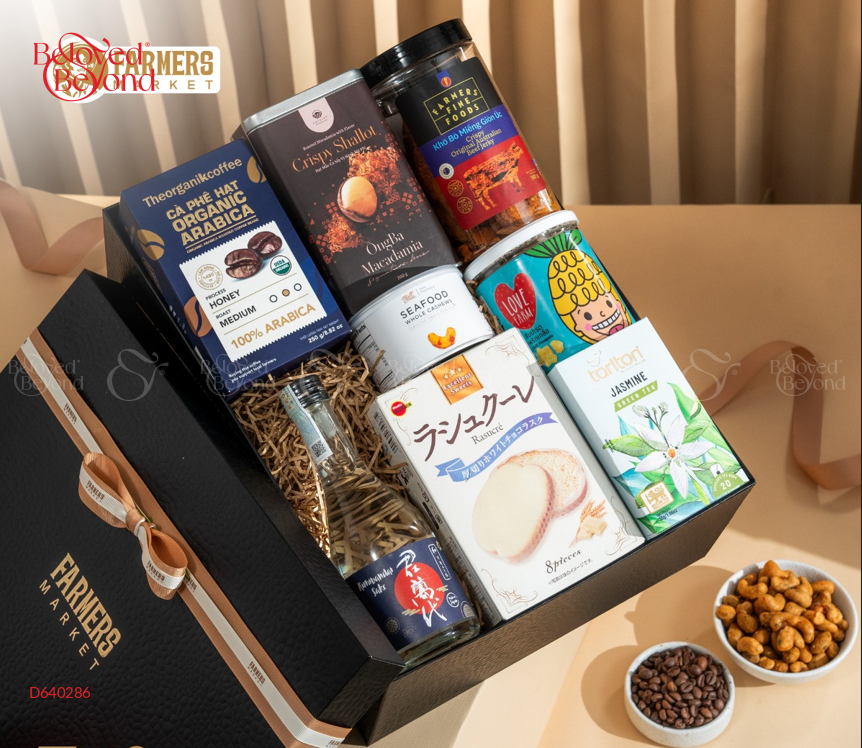 Hộp Quà: Rượu Sake & Hạt Sấy Tone Đen Tinh Tế - belovedbeyond.com