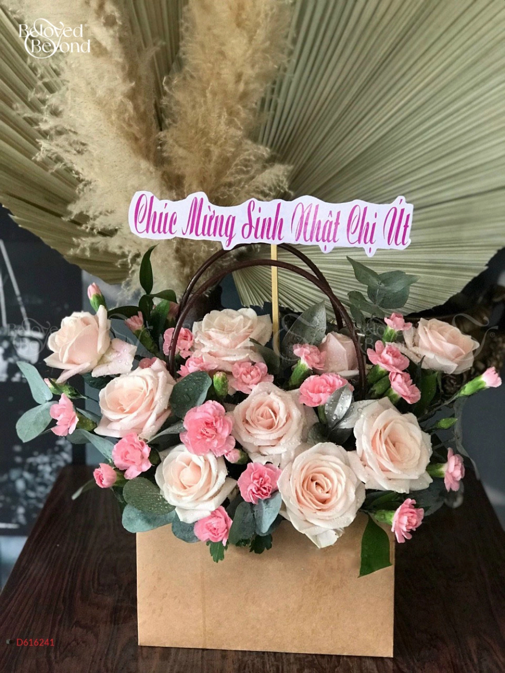 Giỏ Hoa Hồng Dâu - belovedbeyond.com