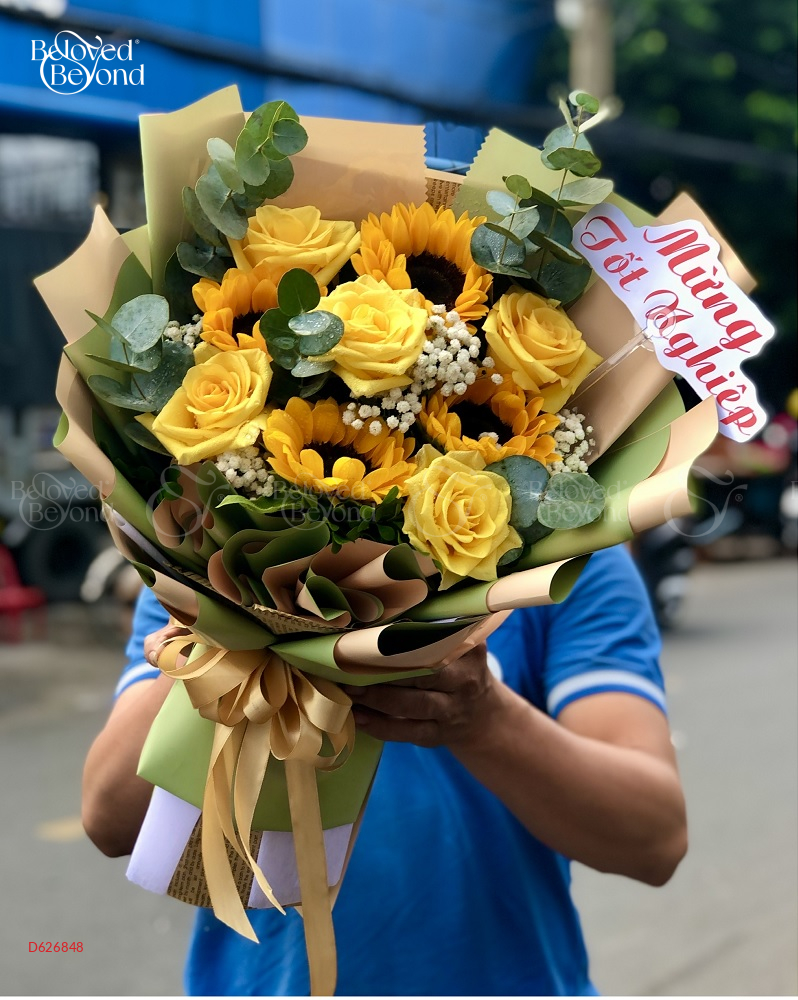Bó Hoa Chúc Mừng Tốt Nghiệp - Tn160 - belovedbeyond.com