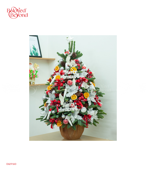 Christmas Tree 05 - belovedbeyond.com