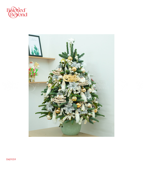Christmas Tree 06 - belovedbeyond.com