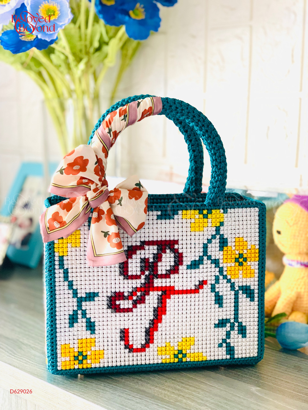 Modern Floral - belovedbeyond.com