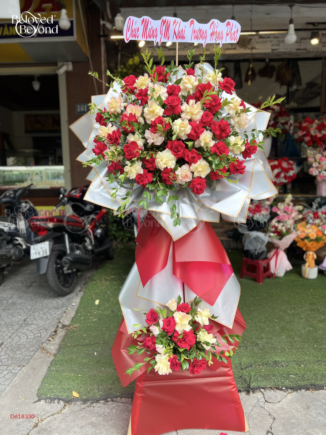 Kệ Khai Trương Tone Đỏ - belovedbeyond.com